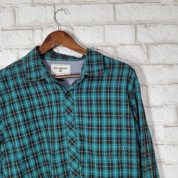 Billabong long sleve flannel print button down - Picture 3 of 14